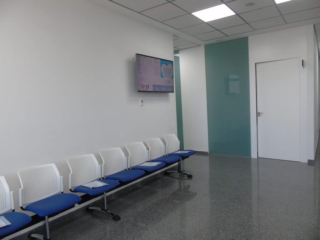 sala de espera parejo y cañero